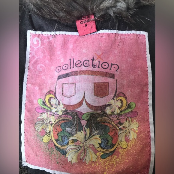 Collection Vest - Picture 4 of 5